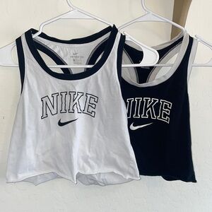 6/$19🦋 Nike crop top bundle